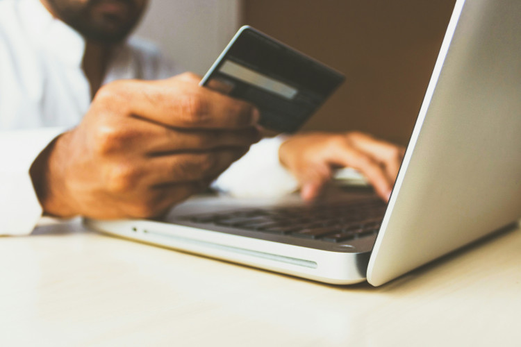 Online shopping - kan virksomheden sætte ind overfor misbrug af forbrugernes returrettigheder?